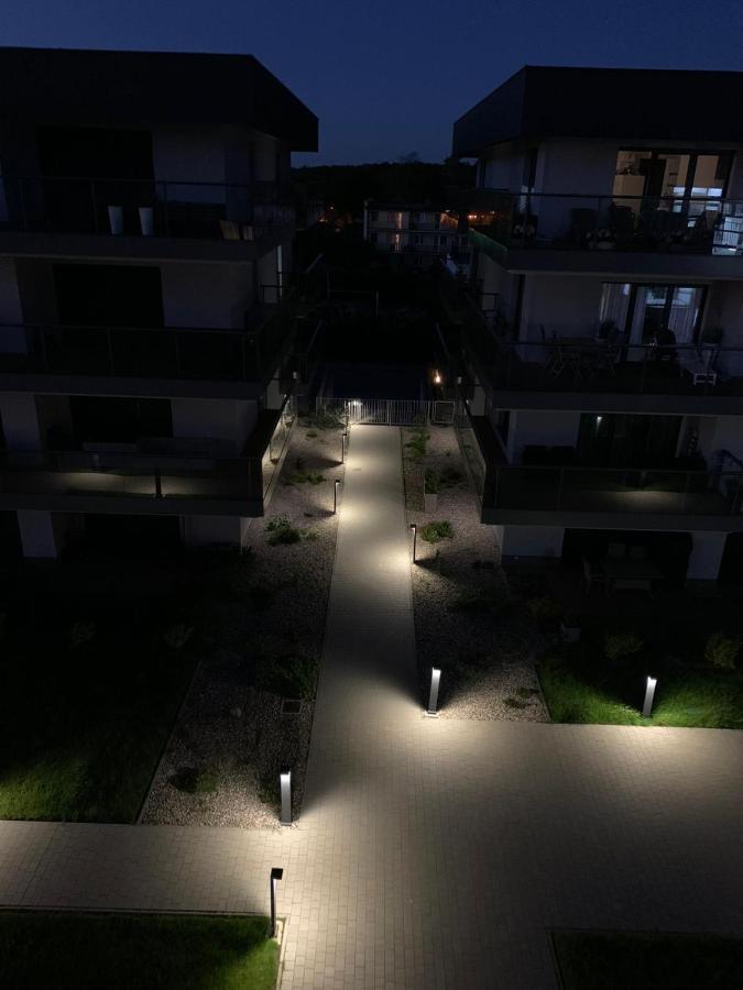Ive'S Golden Gardenia Seaside Apartment จีฟโนฟ ภายนอก รูปภาพ