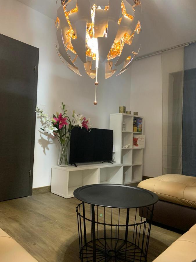 Ive'S Golden Gardenia Seaside Apartment จีฟโนฟ ภายนอก รูปภาพ