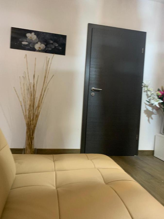 Ive'S Golden Gardenia Seaside Apartment จีฟโนฟ ภายนอก รูปภาพ